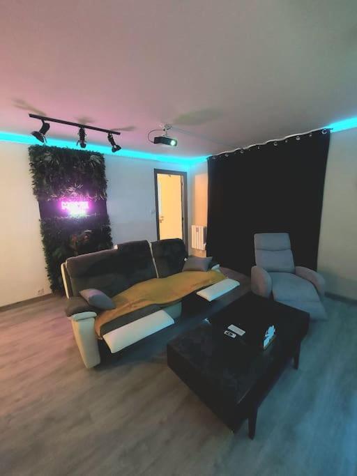 Cinema A Domicile Appartement Morlaix Buitenkant foto